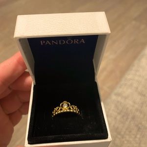 Gold Dipped Crown ring - Pandora